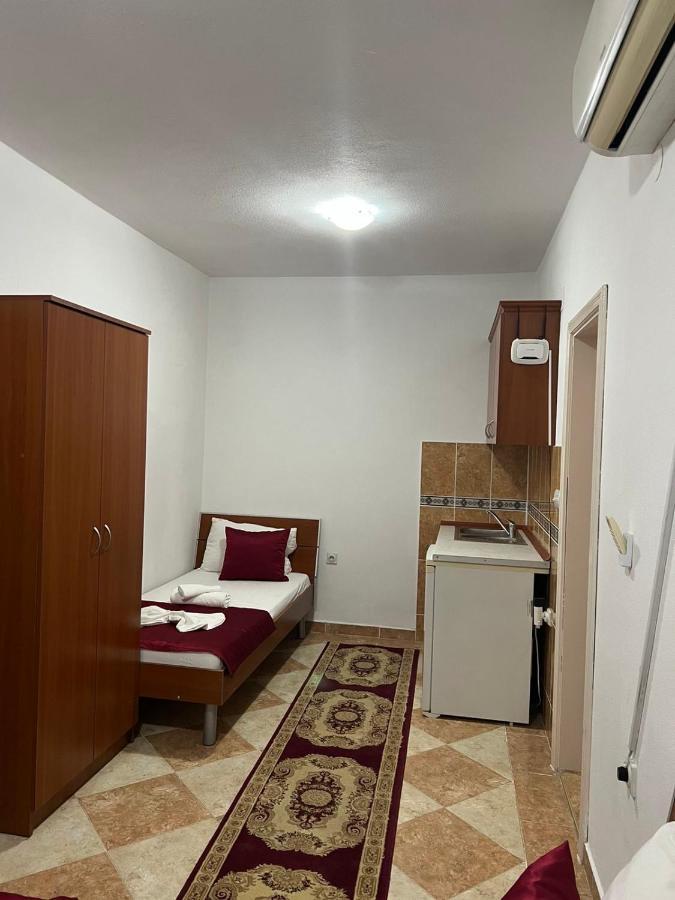 Kasneci Apartments Ulcinj Bagian luar foto