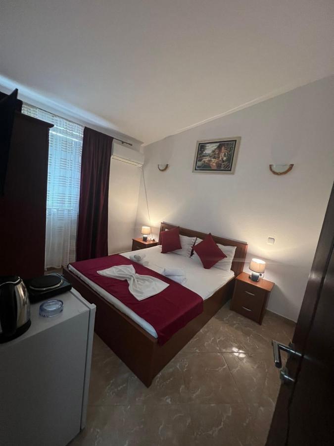 Kasneci Apartments Ulcinj Bagian luar foto