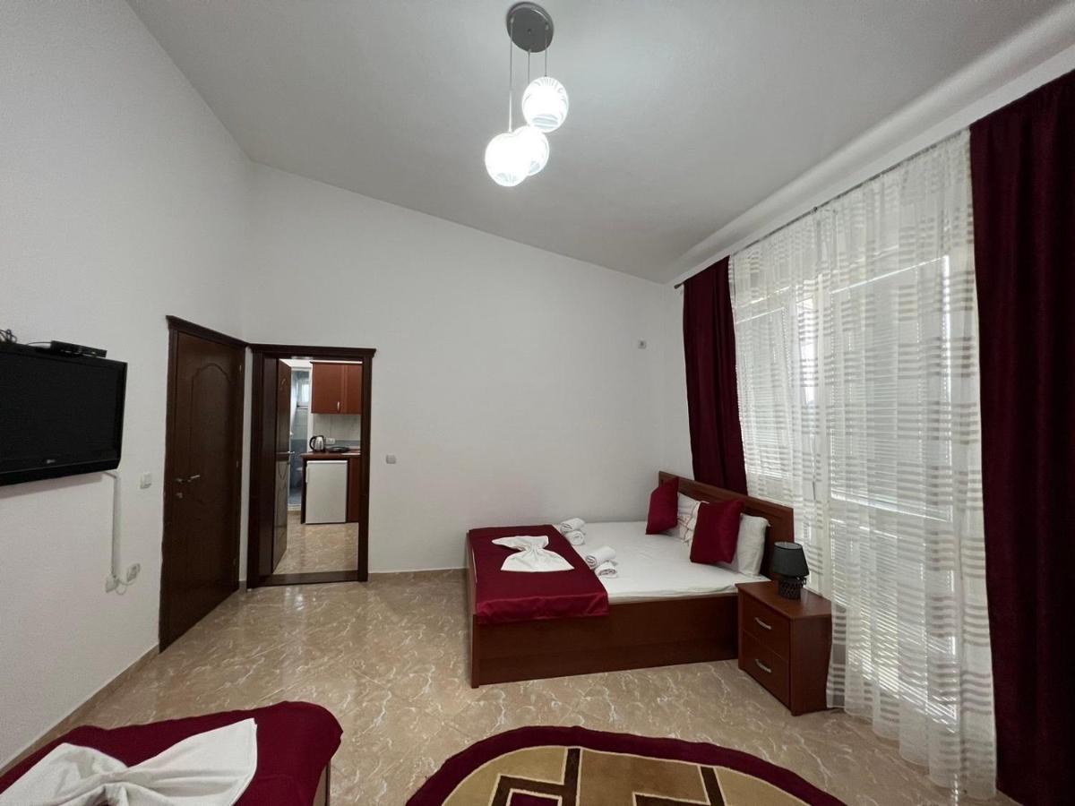 Kasneci Apartments Ulcinj Bagian luar foto