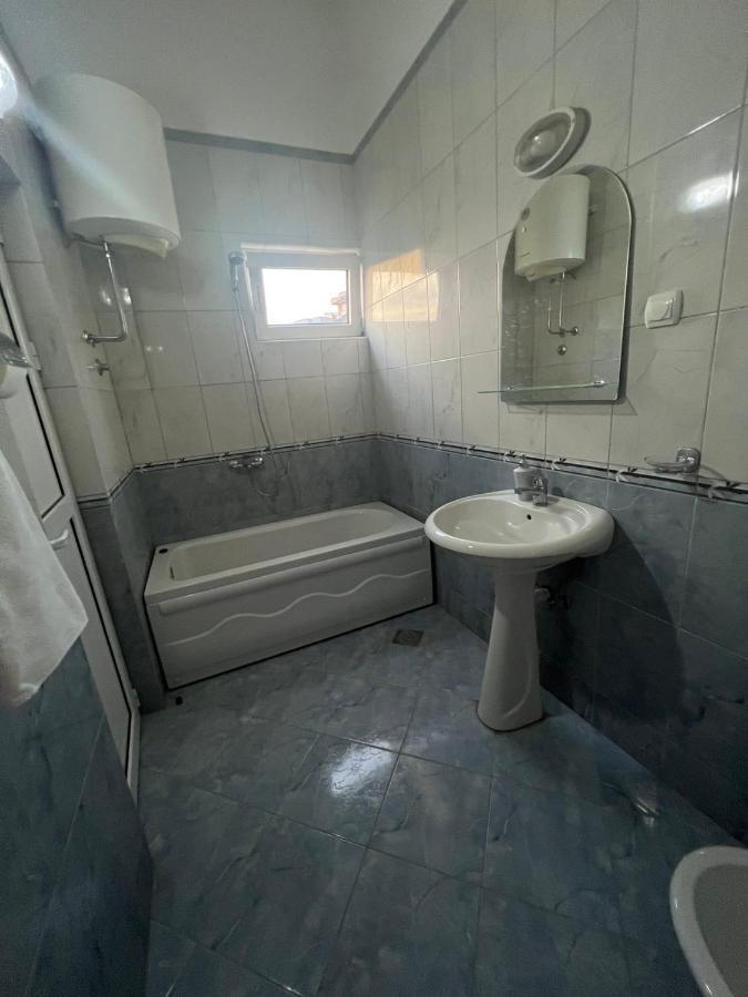 Kasneci Apartments Ulcinj Bagian luar foto